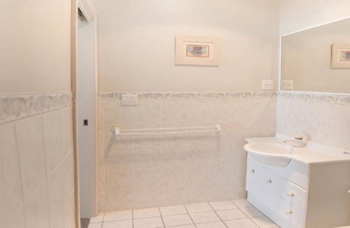 Old Bar House | Apartment 23 @ The Meridian