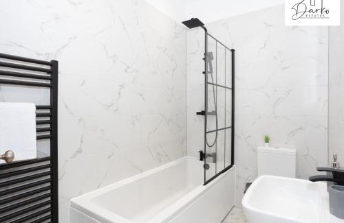 Walkden Apartment | Apartment 3 - Beautiful 1 Bedroom Apartment Near Manchester