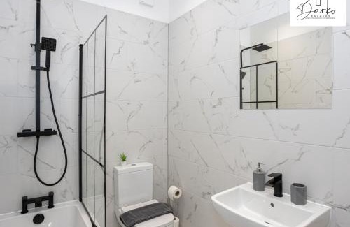 Walkden Apartment | Apartment 3 - Beautiful 1 Bedroom Apartment Near Manchester