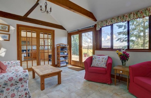Hartfield House | Apartment ∙ 3 bedrooms ∙ 6 guests