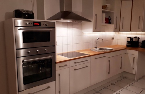 Landau Apartment | Apartment, 3 bedrooms, 1 bathroom, kitchen (sleeps 10)