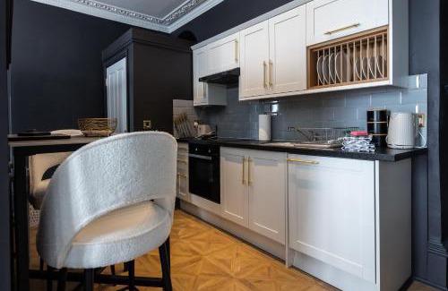 Chepstow Apartment | Apartment 3