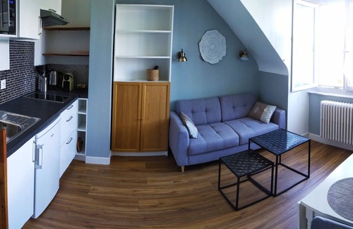 Plonevez-Porzay Apartment | Apartment #3 in hotel 150m from beach and GR34