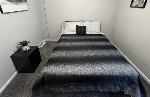 Old Brooklyn Apartment | Apartment 3 mins from zoo