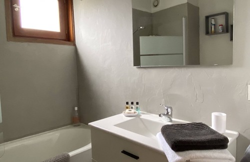 Saint-Jean-dʼAulps Condo | APARTMENT 4/5 PEOPLE RESIDENCE WITH SWIMMING POOL STATION CENTER CLASS 3⭐️⭐️⭐️