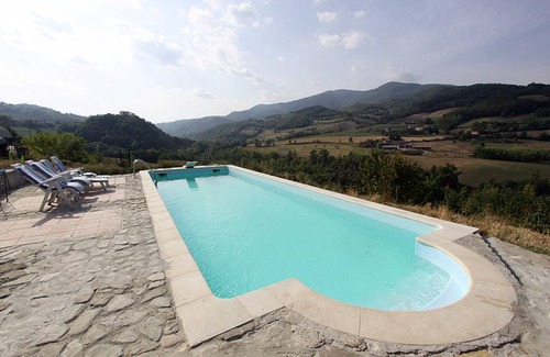 Zavattarello Apartment | Apartment ∙ 4 guests