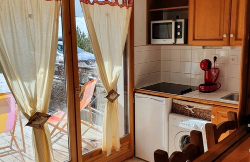 Mont-de-Lans Ski Chalet | Apartment 4 people at the foot of the slopes with terrace and garden