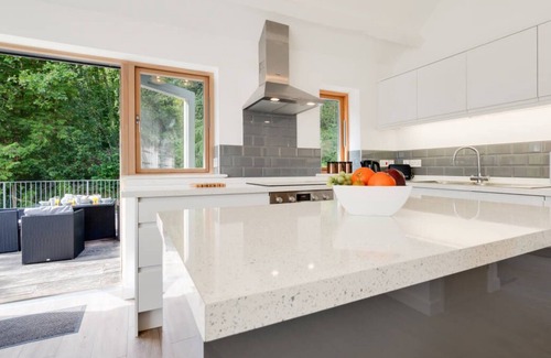 Aberdovey Apartment | Apartment 4, The Old Stables