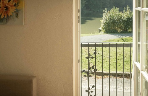 Thurnau Apartment | Apartment 4 - Wohnung mit Franz. Balkon - Moments Café & Apartmenthaus