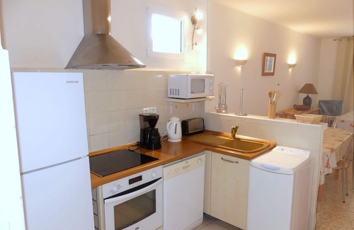 Tiuccia Apartment | APARTMENT (4Rooms) IMPRENABLE VIEW "PIEDS DANS L'EAU N°5 (sleeps 4 to 8)