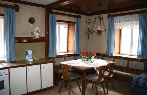 Stall Apartment | Apartment ∙ 5 guests