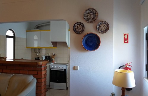 Montes de Alvor Apartment | Apartment 5 minutes from the beach, pool, AC, free parking, 400m from the airfield