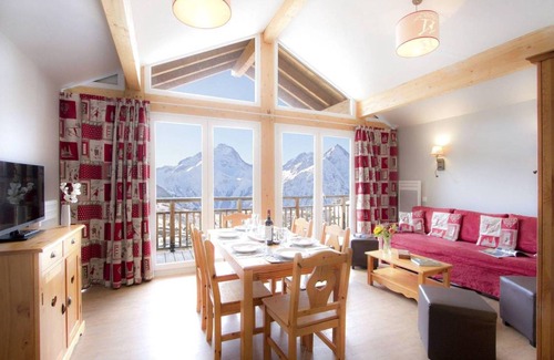 Les Deux Alpes Apartment | Apartment ∙ 6 guests