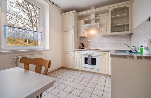 Feldberger Seenlandschaft Apartment | Apartment '6' with Shared Garden