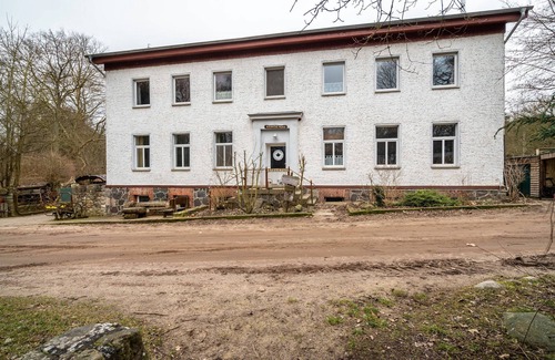 Feldberger Seenlandschaft Apartment | Apartment '6' with Shared Garden