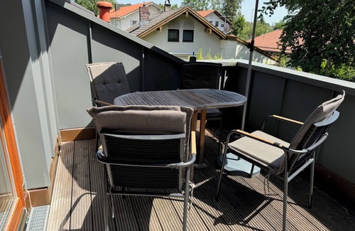 Altenmarkt an der Alz Apartment | Apartment 62sqm with balcony for max. 2 persons