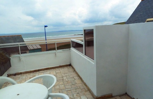 Finistere Apartment | - Apartment 7 -