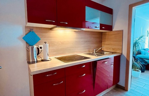 Sipplingen Apartment | Apartment 'Abendrot, 45qm' with Lake View, Balcony and Wi-Fi