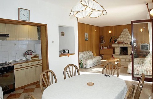 Molat Apartment | Apartment Agneza by Interhome