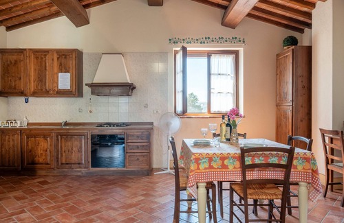Bollano Apartment | Apartment 'Agriturismo Carpineto' with Shared Pool, Private Terrace and Wi-Fi