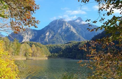Berghof Apartment | Apartment Alpenblick 1, Halblech im Allgäu, Bergblick pur - NEUERÖFFNUNG!