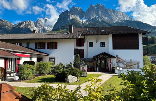 Obergrainau Apartment | Apartment 'Alpiner Lifestyle - 401' with Mountain View, Shared Pool and Wi-Fi