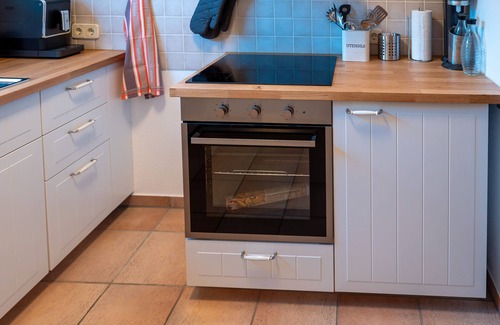 Badenweiler Apartment | Apartment 'Am Hochblauen' with Mountain View, Shared Terrace and Wi-Fi