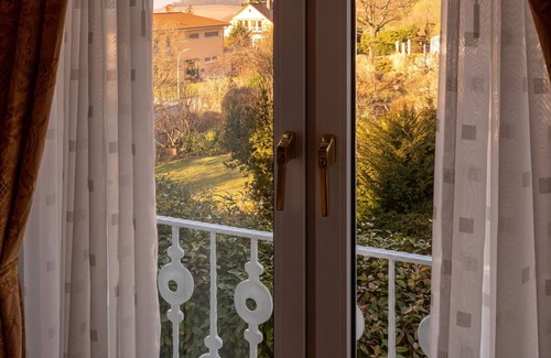 Badenweiler Apartment | Apartment 'Am Hochblauen' with Mountain View, Shared Terrace and Wi-Fi