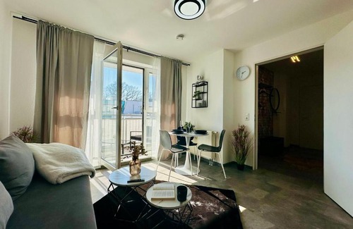 Cottbus Apartment | Apartment Am Spremberger Turm, 65qm, 2 Schlafzimmer, Küche, Parkplatz, Balkon, Waschmaschine
