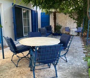 Donja Lastva Apartment | APARTMENT AMBLI HOUSE