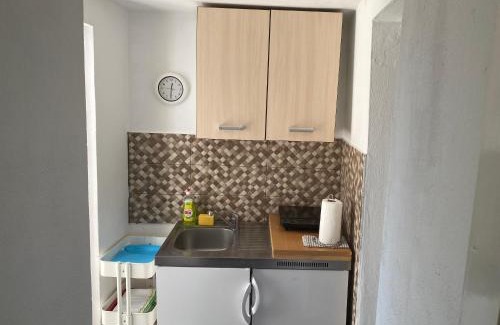 Valun House | Apartment and Room Surdić