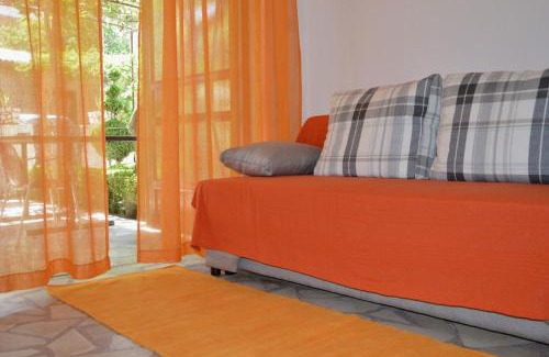 Gradac Apartment | Apartment and Rooms Danica