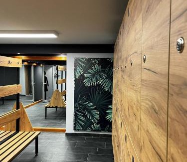Inija Apartment | Apartment and Rooms In Club