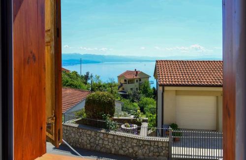 Bregi Apartment | Apartment Andrea by Interhome