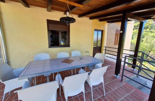 Sibinj Krmpotski Apartment | Apartment Andrea