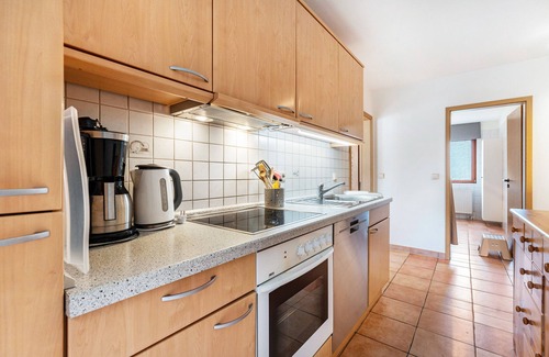 Westerholz Apartment | Apartment 'Ankerplatz' with Private Terrace, Shared Garden and Wi-Fi