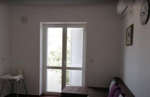 Mocici Apartment | Apartment Antea - private parking & garden: - Cilipi, Riviera Dubrovnik, Croatia