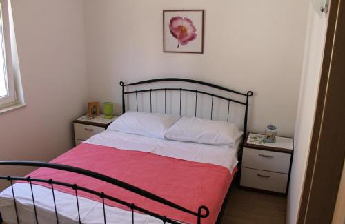 Zaton Apartment | Apartment Antić