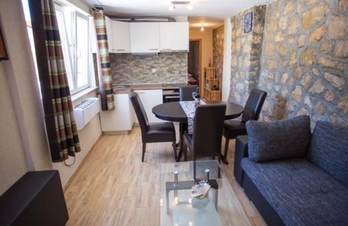 Mokosica Apartment | Apartment Any - One Bedroom Apartment with Terrace and Sea View