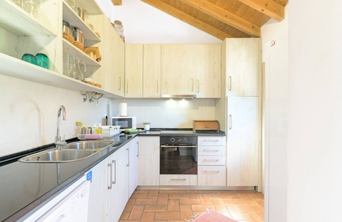 Santiago do Cacem Apartment | Apartment 'Apartamento Alecrim' with Mountain View, Shared Pool and Wi-Fi