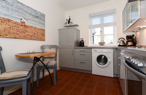 Wyk auf Foehr Apartment | Apartment/apartment for 2 guests with 56m² in Wyk auf Föhr (111095)