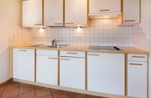 Resia Apartment | Apartment 'Appartements Egart 1' with Lake View, Balcony and Wi-Fi