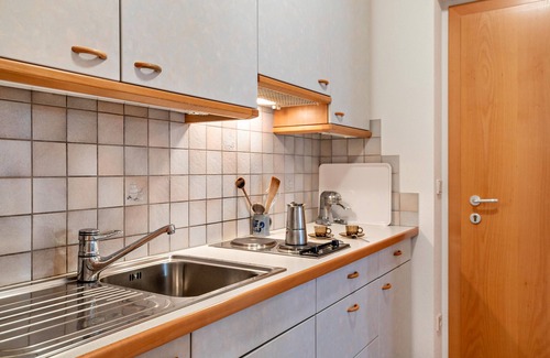 Villa Ottone Apartment | Apartment 'Appartment 2' with Mountain View, Shared Garden and Wi-Fi