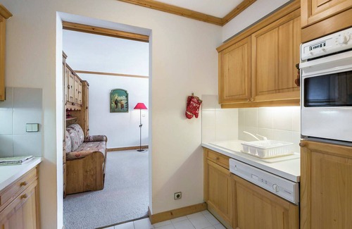 Meribel Villa | Apartment Arolles - Studio Villa, Sleeps 4