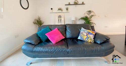 Trumpington Apartment | Apartment at Addenbrooke hospital and Bio Campus - Free Private parking