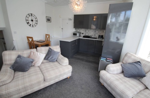 Colwyn Bay Apartment | Apartment at Beachmount Holiday Apartments