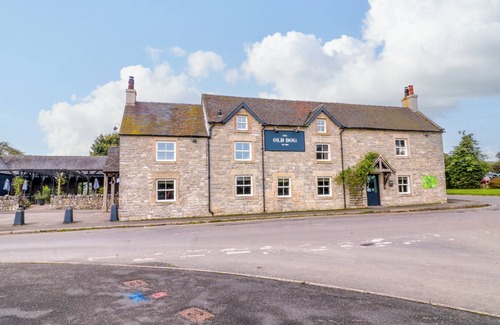Newton Grange Cottage | Apartment at The Old Dog, Thorpe