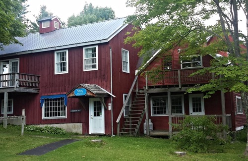 Londonderry Apartment | Apartment at Viking Nordic Center; sleeps 8. Rent with The Farmhouse to sleep 18