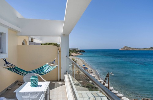Massouri Apartment | Apartment 'Athena' with Sea View Terrace, Private Terrace, Wi-Fi and Air Conditioning