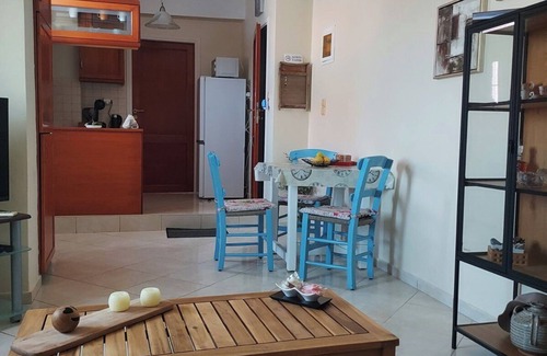 Rodhia Apartment | Apartment 'Athene Place' with Shared Terrace, Wi-Fi and Air Conditioning